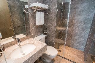 Pacific Hot Spring Hotel, Green Bay