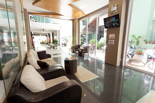 Hallo Patong Hotel & Restaurant