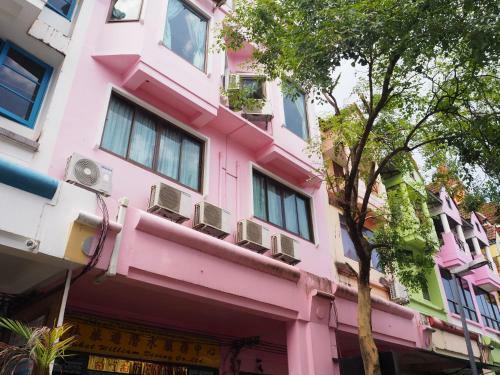 Hostal Relax Guesthouse