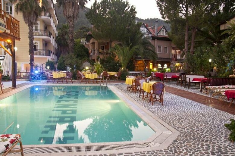 Mavera Boutique Hotel