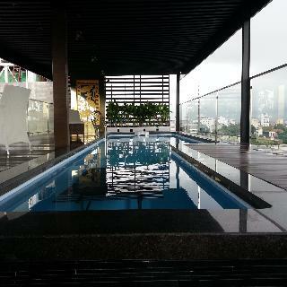 Golden Lotus Luxury Hotel