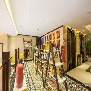 Golden Lotus Luxury Hotel