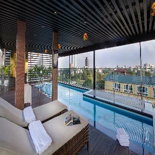 Golden Lotus Luxury Hotel