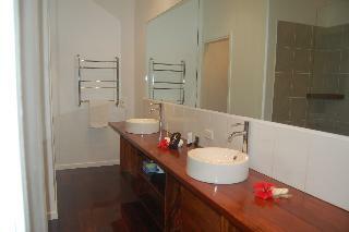 Hotel Barrier Beach Resort