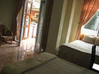 Sunny C Hotel