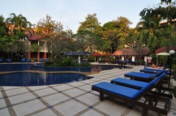 Hyton Leelavadee Hotel