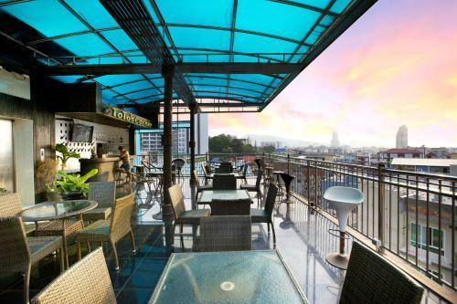 Hotel Patong Eyes