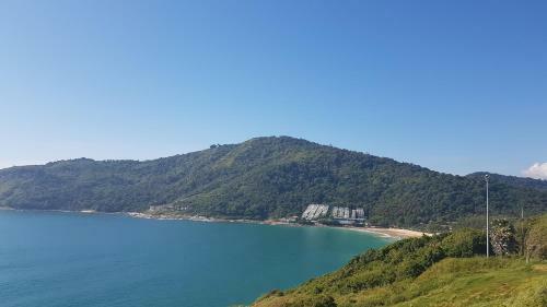 Hotel Patong Eyes