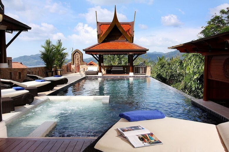 Reuan Thai Villa