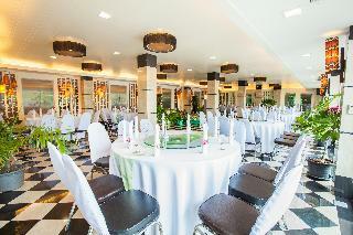 Paradise Hotel