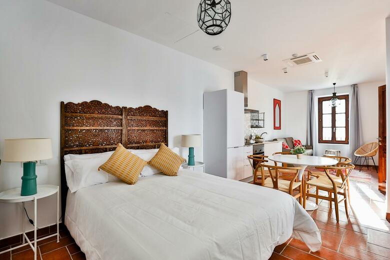 Apartamentos Puerta Sevilla de C�rdoba
