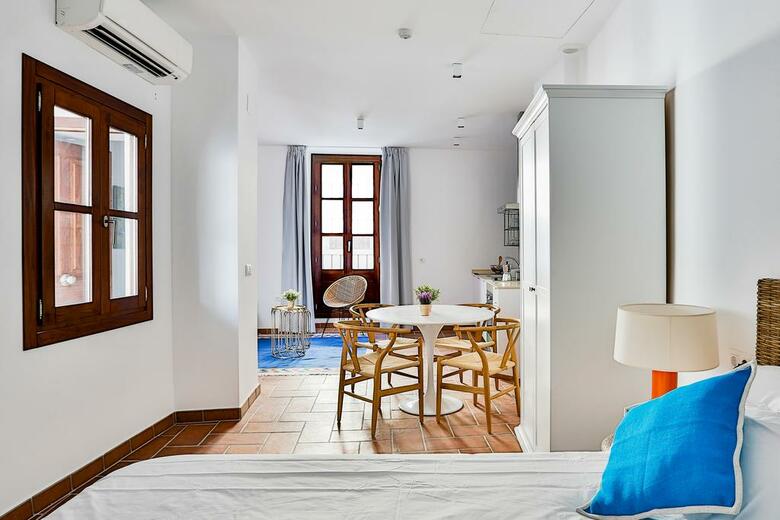 Apartamentos Puerta Sevilla de C�rdoba