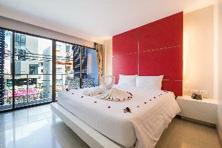 Alfresco Phuket Hotel