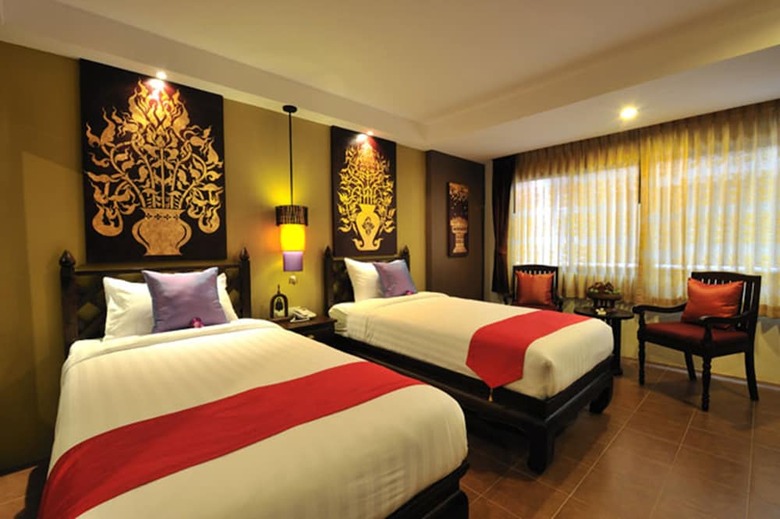 Tanawan Phuket Hotel