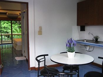 Hotel Rattana Hill