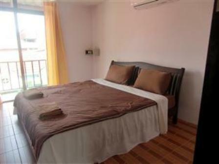 Hostal Happy Guest House
