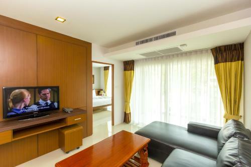 Hotel Baan Lukkan Patong Resort