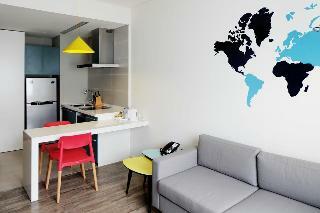 Hotel Ibis Saigon Airport