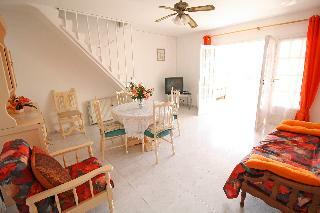 Apartamentos Bungalows Renato