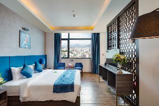 Aaron Hotel