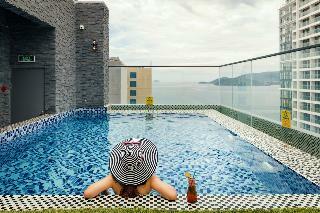 Aaron Hotel
