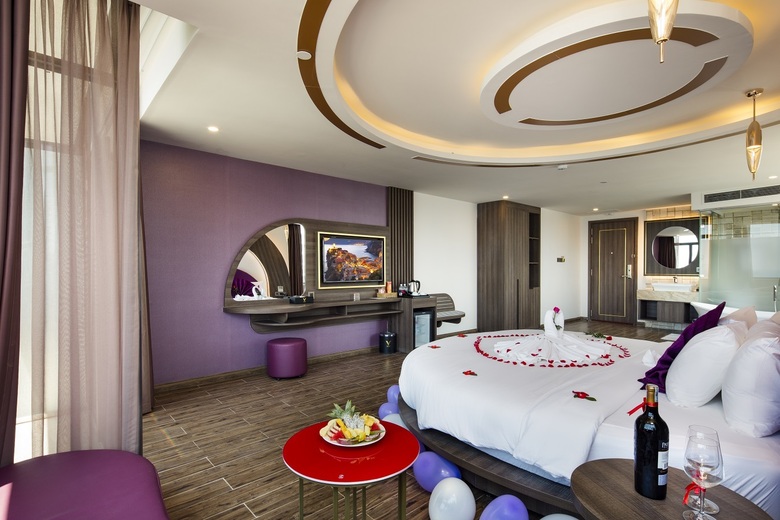 V Hotel Nha Trang