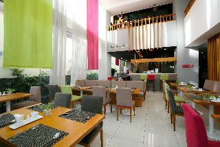Emm Hotel Saigon
