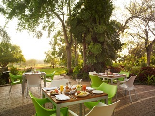 Hotel Sabi River Sun