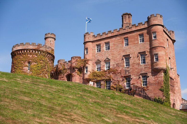 Hotel Dalhousie Castle