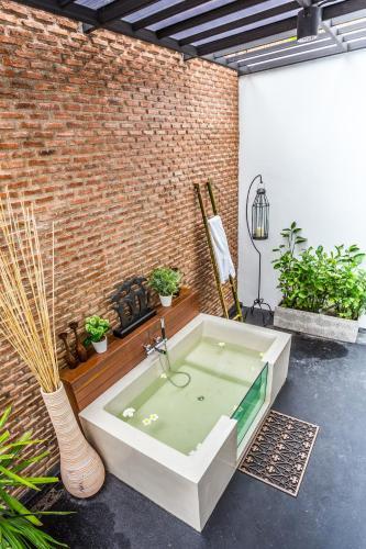 Cae Villa Hua Hin