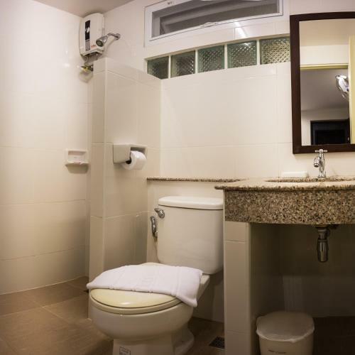 Hostal Sunshine Hotel