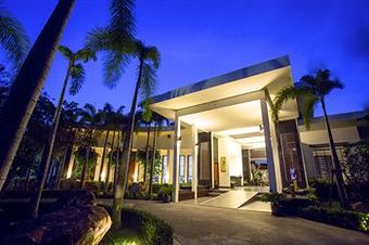 Hotel Black Lotus Resort & Spa