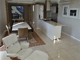 Harbour Bridge Luxury Apartments