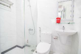 Hotel Reddoorz Plus @ Huynh Tan Phat
