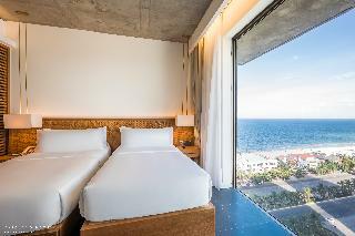 Chicland Danang  Beach Hotel