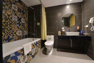 Hanoi Emerald Waters Hotel Trendy