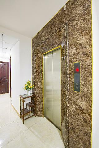 Camel City Hotel