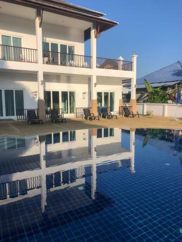 Aparthotel Nadivana Serviced Apartments