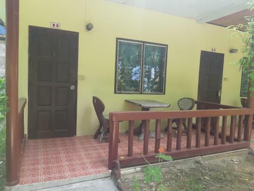 Adam Bungalow