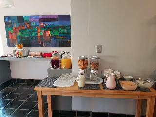Hotel Port Del Mar Luxury Guesthouse