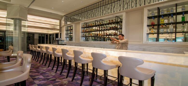 Hotel U Sathorn Bangkok Resort