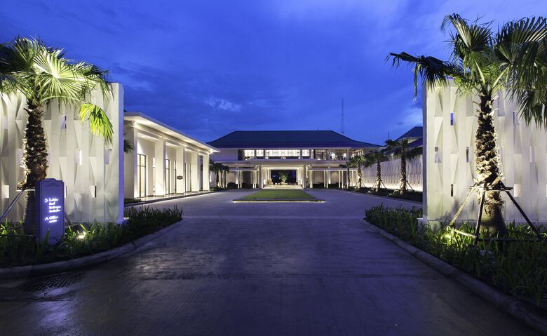 Hotel U Sathorn Bangkok Resort