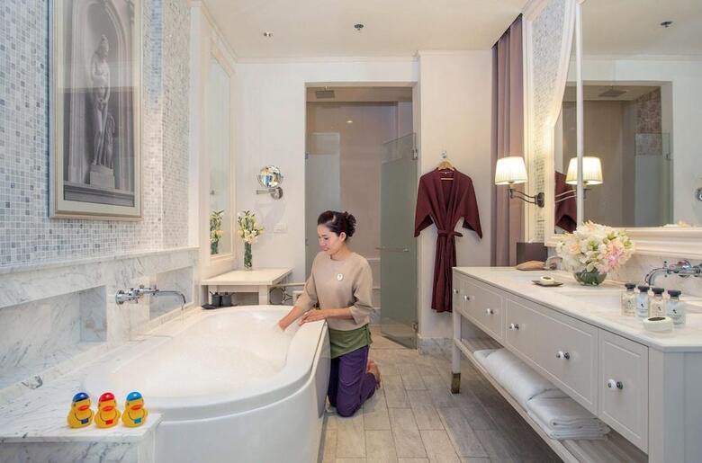 Hotel U Sathorn Bangkok Resort