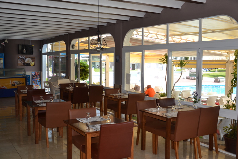 Kione Playa Romana