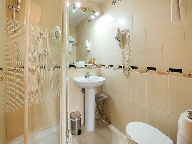 Hotel Oyo Hostal Rural El Ca�o