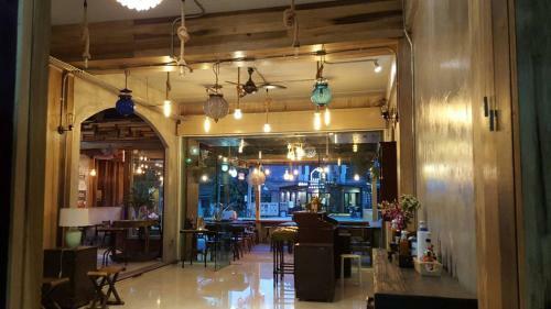 Hotel Chatchada House