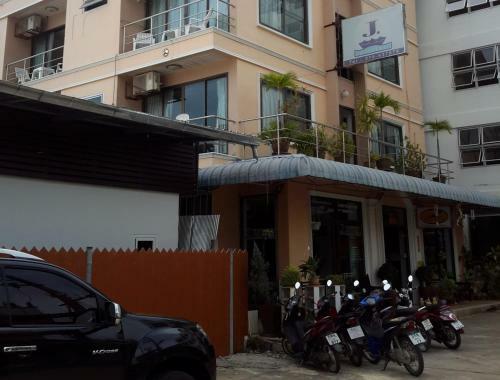 J Hotel