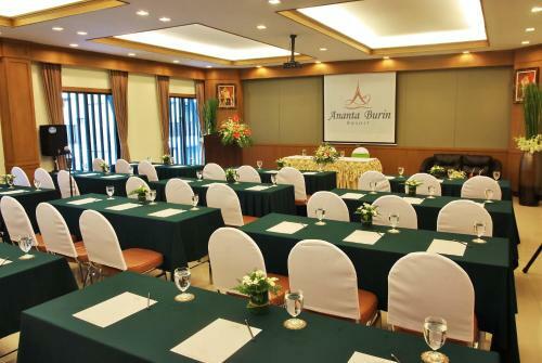 Hotel Ananta Burin Resort