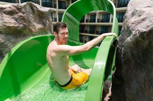 Hotel Ananta Burin Resort