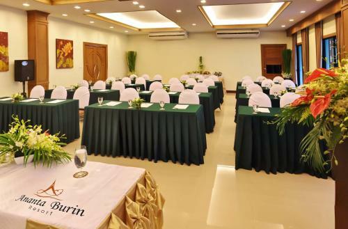 Hotel Ananta Burin Resort